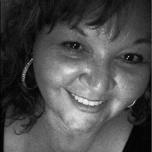 Meet your Posher, Angie